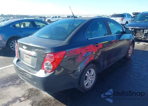 2014 Chevrolet Sonic Lt Auto z USA, uszkodzony, nr VIN 1G1JC5SH8E4128006